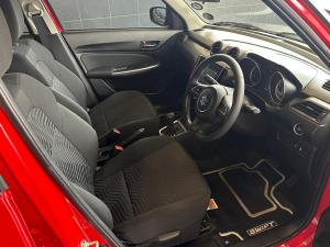 Suzuki Swift 1.2 GLX auto - Image 10