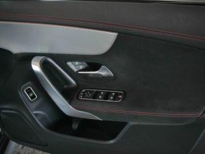 Mercedes-Benz CLA CLA220d AMG Line - Image 18