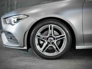 Mercedes-Benz CLA CLA220d AMG Line - Image 4