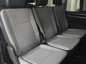 Volkswagen Transporter 2.0BiTDI crew bus LWB 4Motion 8-seater - Image 11