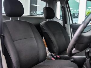 Nissan NP200 1.6i safety pack (aircon) - Image 13