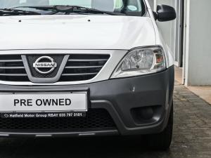 Nissan NP200 1.6i safety pack (aircon) - Image 4