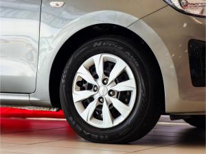 Kia Pegas 1.4 LX manual - Image 13