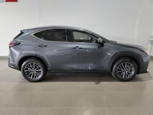 Lexus NX 250 EX - Image 3