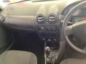 Nissan NP200 1.6i - Image 12
