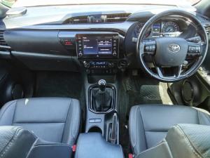 Toyota Hilux 2.8GD-6 double cab 4x4 Legend RS manual - Image 6