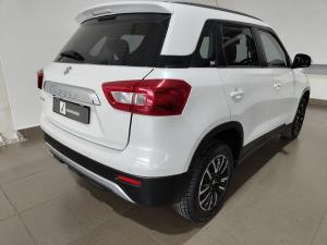 Suzuki Vitara Brezza 1.5 GLX - Image 2