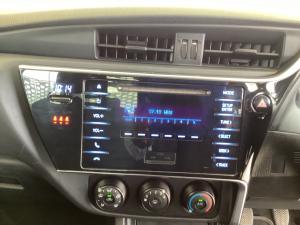 Toyota Corolla Quest 1.8 Plus manual - Image 12