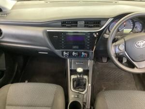 Toyota Corolla Quest 1.8 Plus manual - Image 13