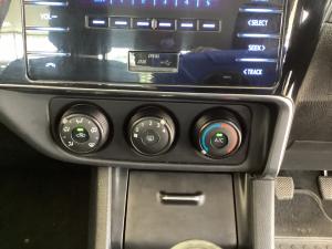 Toyota Corolla Quest 1.8 Plus manual - Image 14