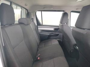 Toyota Hilux 2.4GD-6 double cab Raider manual - Image 18