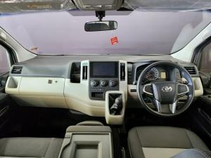 Toyota Quantum 2.8 SLWB panel van - Image 6