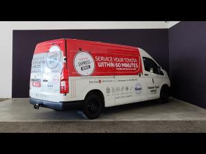 Toyota Quantum 2.8 SLWB panel van - Image 2
