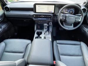 Toyota Land Cruiser Prado 2.8GD VX-R - Image 6