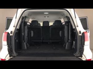 Toyota Land Cruiser 200 4.5D-4D V8 VX-R - Image 13