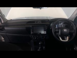 Toyota Hilux 2.4GD-6 Xtra cab Raider manual - Image 6