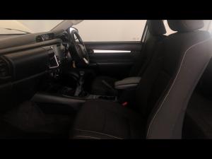 Toyota Hilux 2.4GD-6 Xtra cab Raider manual - Image 7