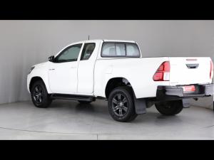 Toyota Hilux 2.4GD-6 Xtra cab Raider manual - Image 21