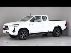 Toyota Hilux 2.4GD-6 Xtra cab Raider manual - Image 23