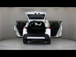 Toyota Corolla Cross 1.8 XR - Image 24