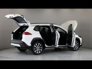 Toyota Corolla Cross 1.8 XR - Image 31