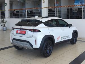 Toyota Starlet Cross 1.5 XS auto - Image 2