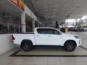 Toyota Hilux 2.8GD-6 double cab 4x4 Raider auto - Image 3