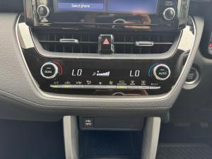 Toyota Corolla Cross 1.8 XS - Image 13