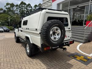 Toyota Land Cruiser 79 4.5D-4D V8 single cab LX 70th Anniversary - Image 17