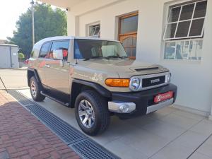 Toyota FJ Cruiser FJ Cruiser - Image 1
