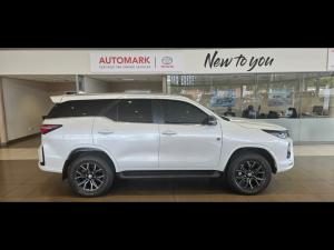 Toyota Fortuner 2.8GD-6 4X4 GR-S automatic - Image 3