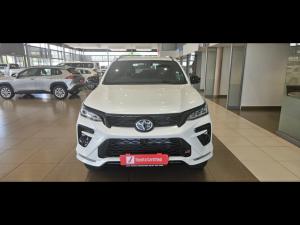 Toyota Fortuner 2.8GD-6 4X4 GR-S automatic - Image 4