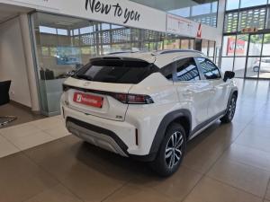 Toyota Starlet Cross 1.5XR automatic - Image 2