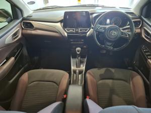 Toyota Starlet Cross 1.5XR automatic - Image 6