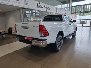 Toyota Hilux 2.4 GD-6 RB Raider automaticE/CAB - Image 2