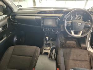 Toyota Hilux 2.4 GD-6 RB Raider automaticE/CAB - Image 6