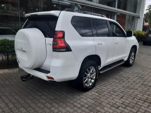 Toyota Prado VX-L 2.8GD automatic - Image 2