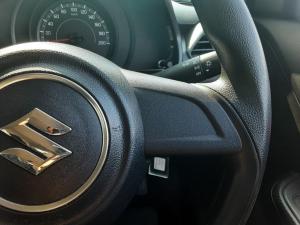 Suzuki Swift 1.2 GL - Image 10
