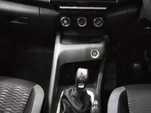 Nissan Magnite 1.0 Acenta AMT - Image 9