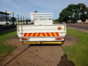 Hino Hino 300 816 SWB automaticChassis Cab - Image 5