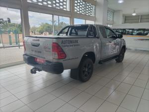Toyota Hilux 2.4 GD-6 RB RaiderE/CAB - Image 2