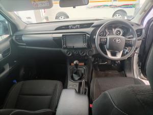 Toyota Hilux 2.4 GD-6 RB RaiderE/CAB - Image 6