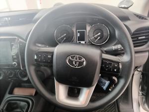 Toyota Hilux 2.4 GD-6 RB RaiderE/CAB - Image 8