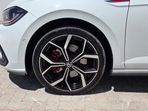 Volkswagen Polo 2.0 GTI DSG - Image 22