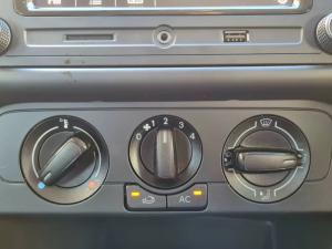 Volkswagen Polo Vivo 1.4 Comfortline - Image 8