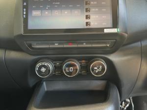 Nissan Magnite 1.0 Visia - Image 9