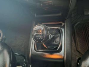 Mahindra PIK UP 2.2 Mhawk S4 4X4S/C - Image 13