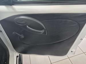 Mahindra PIK UP 2.2 Mhawk S4 4X4S/C - Image 9