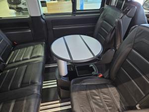 Volkswagen Caravelle 2.0BiTDI Highline 4Motion - Image 3