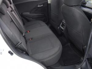 Mahindra XUV 3XO 1.2T AX5L - Image 5